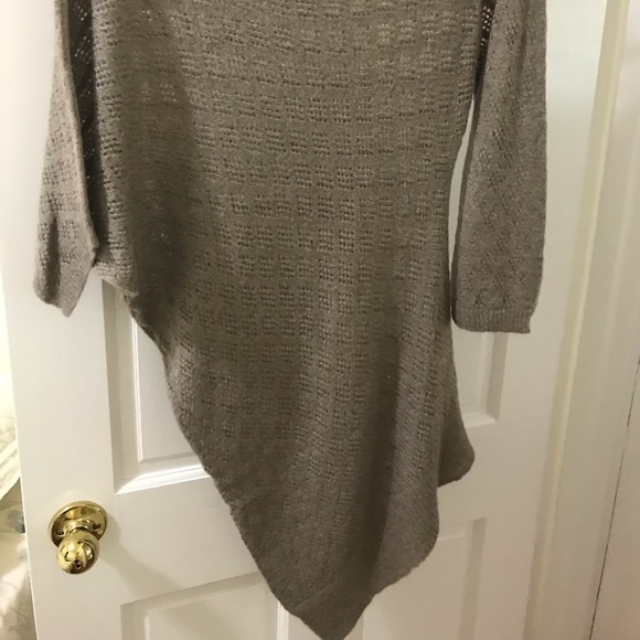 Wool sweater - Picture 6 of 9